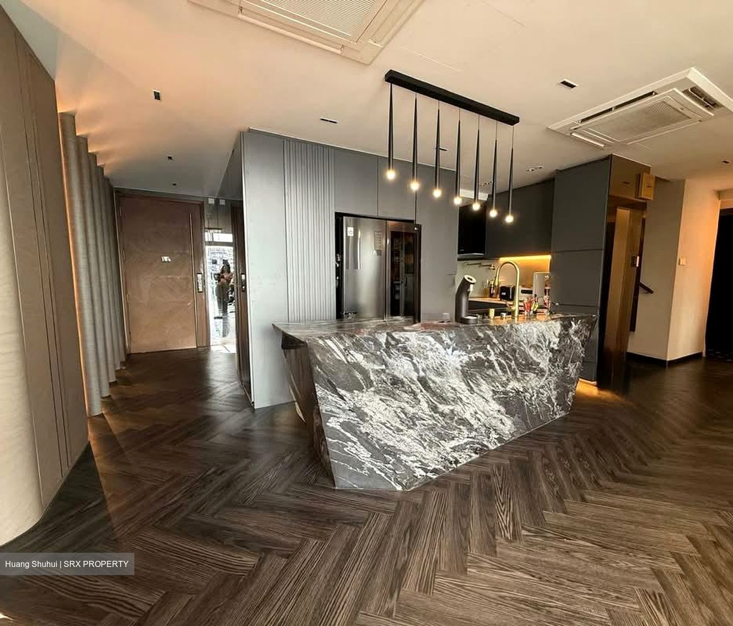 Miro (D11), Apartment #574835141